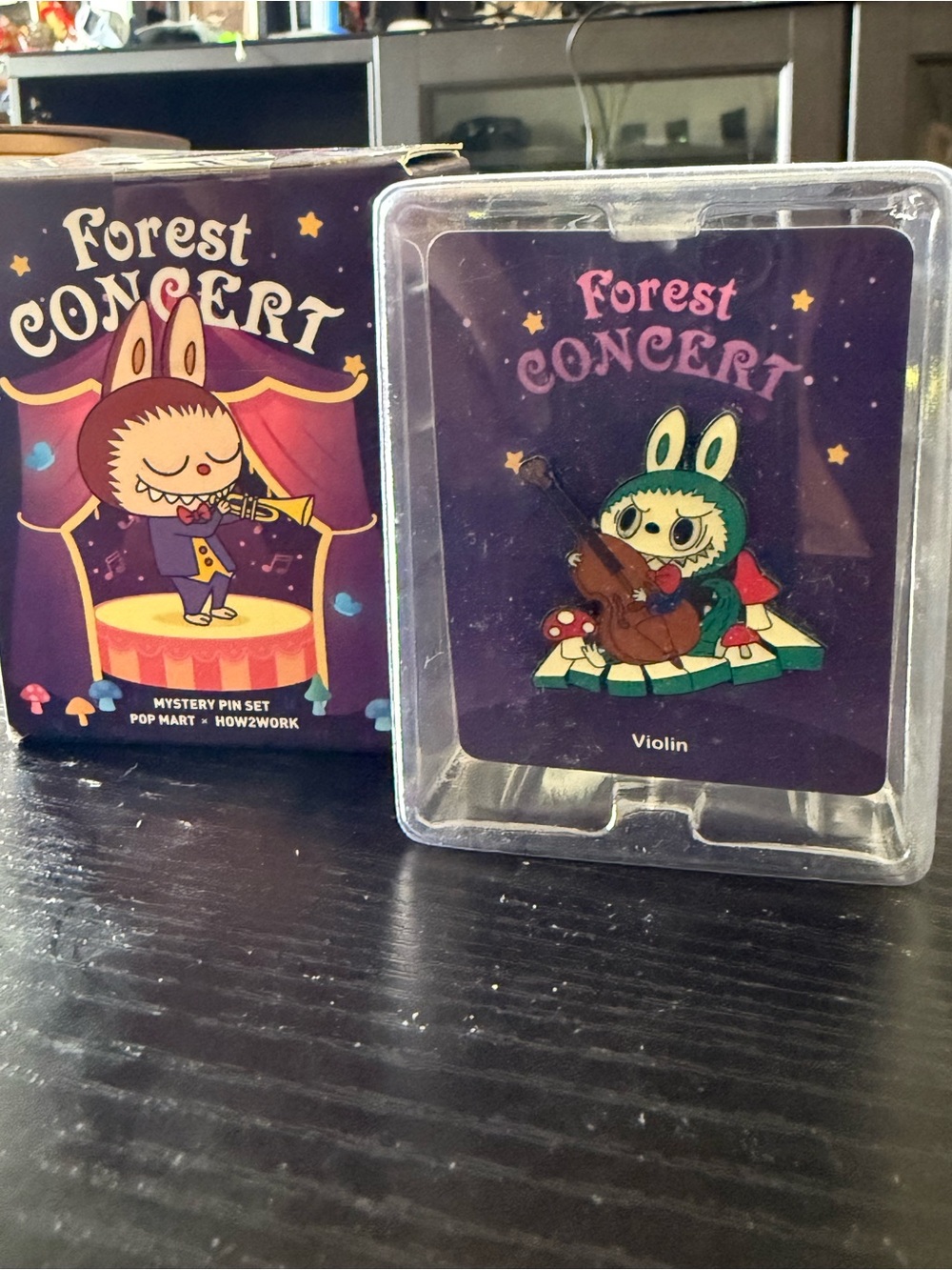 Forest Concert Violin Bunny Enamel Pin - Green